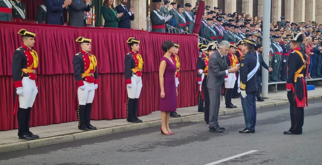 Presencia mujer Guardia Civil