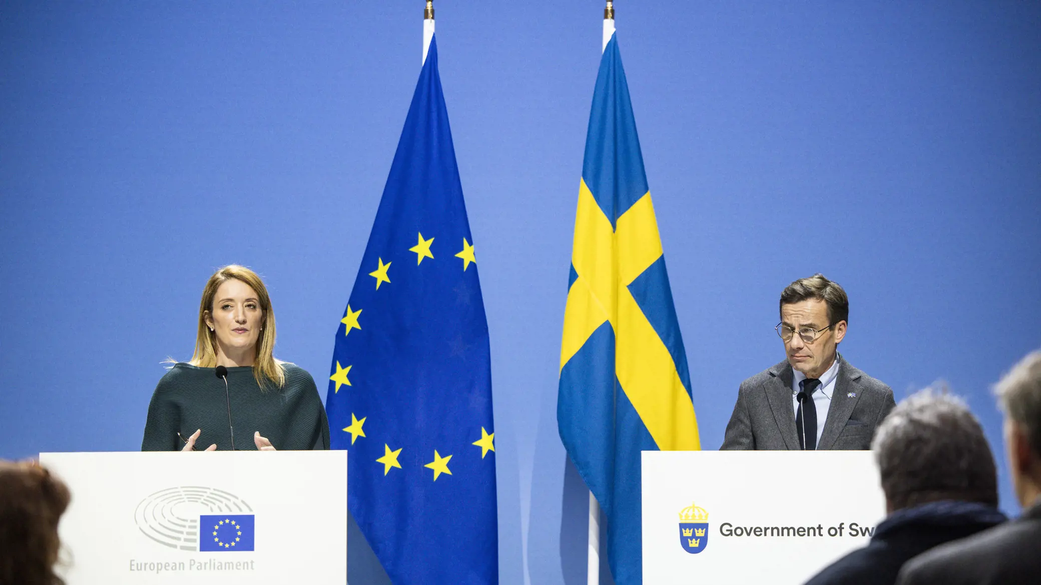 El primer ministro de Suecia, Ulf Kristersson y la presidenta del Parlamento Europeo Roberta Metsola | Fuente: Consejo de la Unión Europea