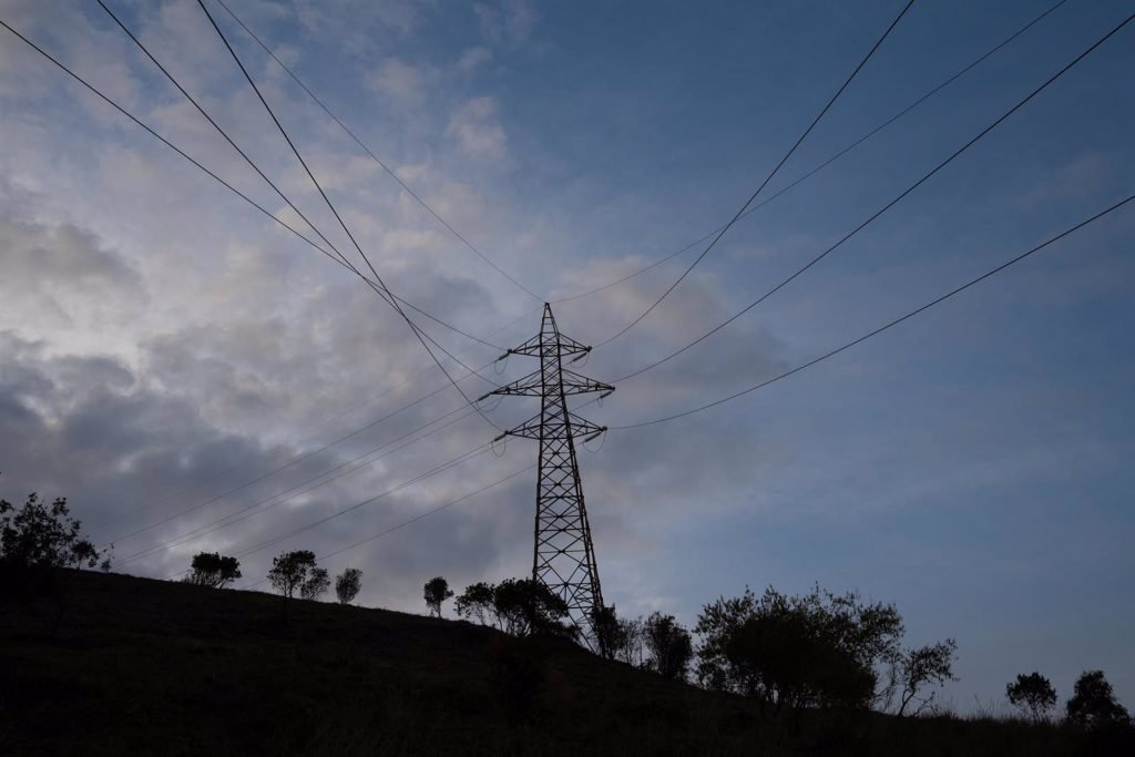 Tendido eléctrico en España