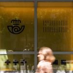 El director adjunto de operaciones en Correos, José Luis Alonso Nistal, ha confirmado a Europa Press que este sábado y domingo se abrirán cientos de oficinas de Correos