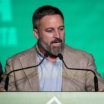 Vox cambia de postura