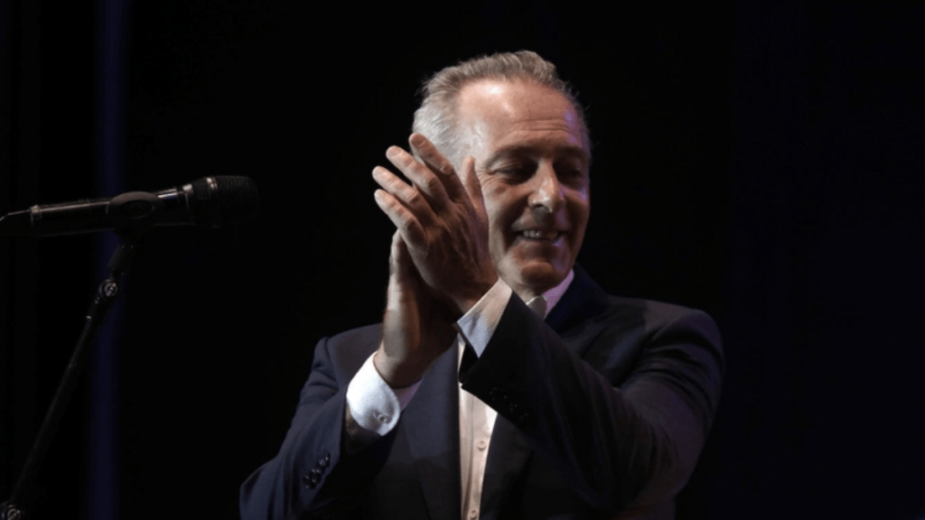 El cantante José Manuel Soto durante uno de sus conciertos