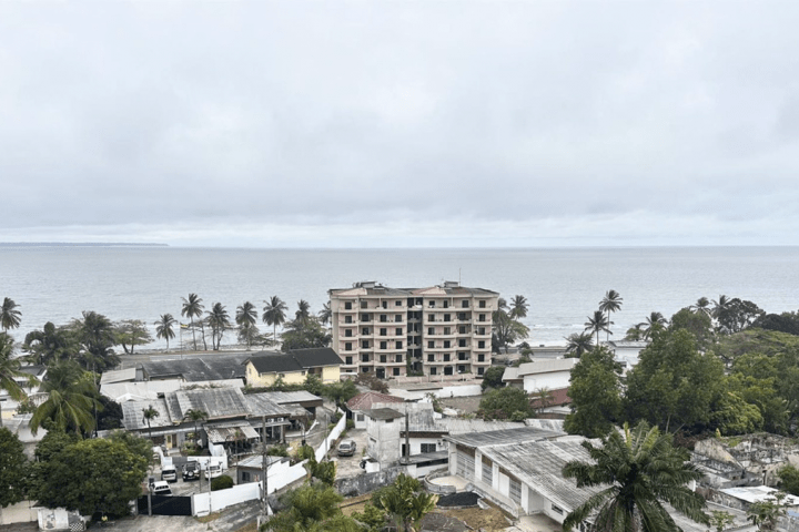 Vistas generales en Libreville, capital de Gabón
