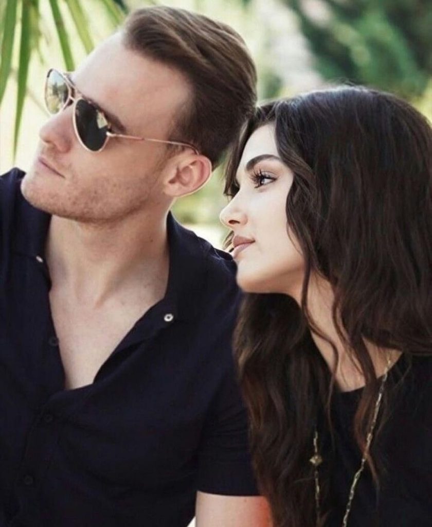 Kerem Bürsin y Hande Erçel causan divisiones entre sus fans: "No se como no le da vergüenza a Hande formar pareja con ese tipo, será que tampoco la tiene"