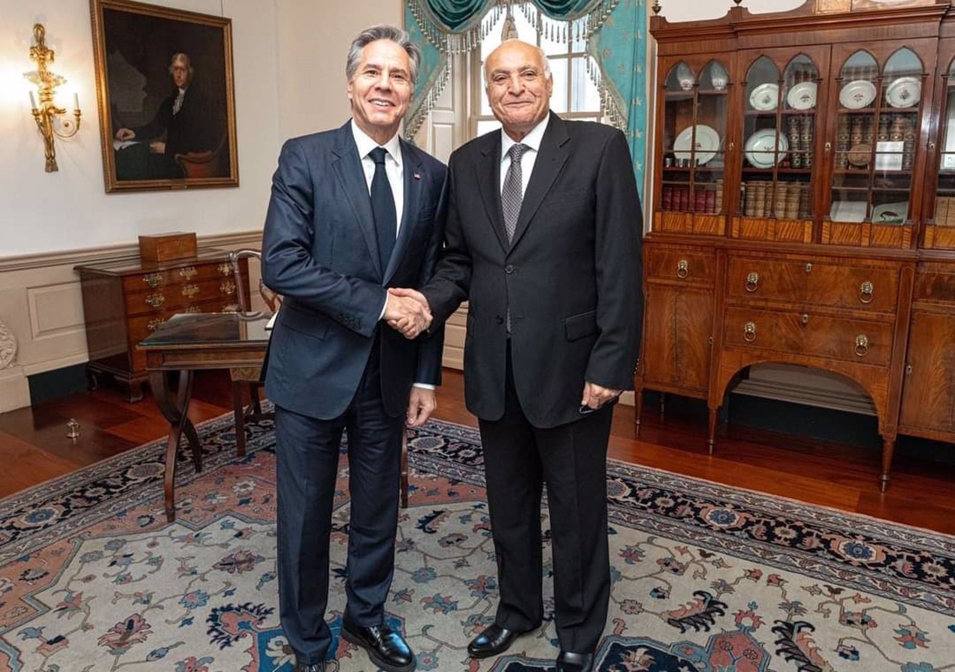 El secretario de Estado de Estados Unidos, Antony Blinken, recibe al ministro de Exteriores de Argelia, Ahmed Attaf. | Fuente: E.P