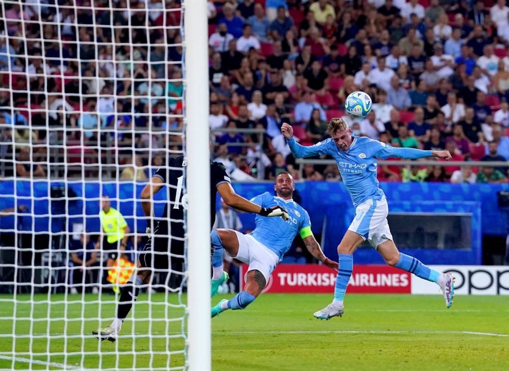 El equipo sevillano de fútbol se quedó con la miel en los labios este miércoles al caer en la final de la Supercopa de Europa contra el Manchester City