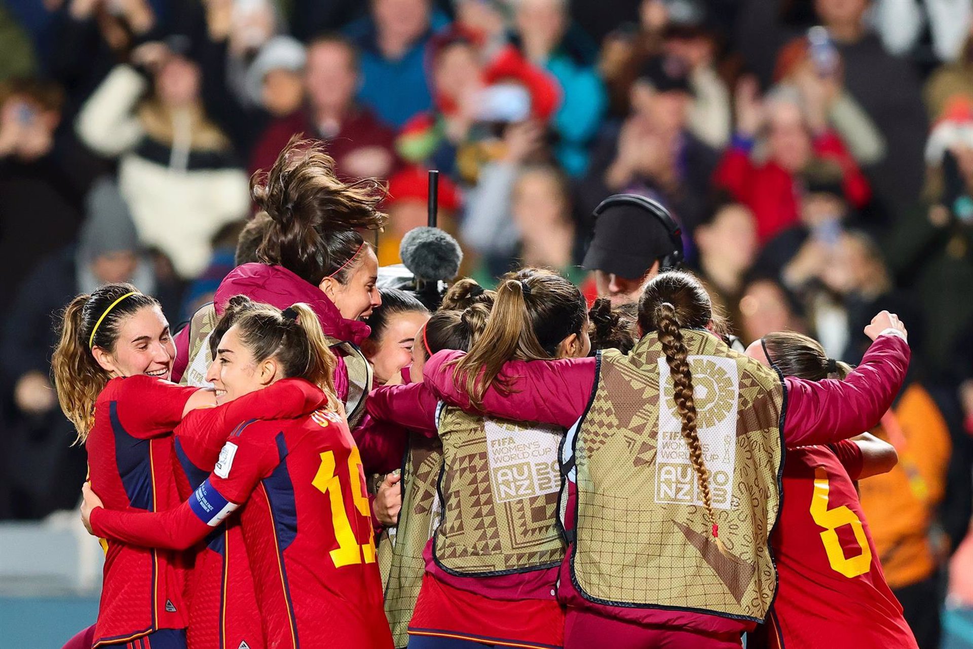 Las chicas derrotaron a las británicas 1-0. La reina Letizia y la infanta Sofía apoyaron a las campeonas en el estadio de Sidney