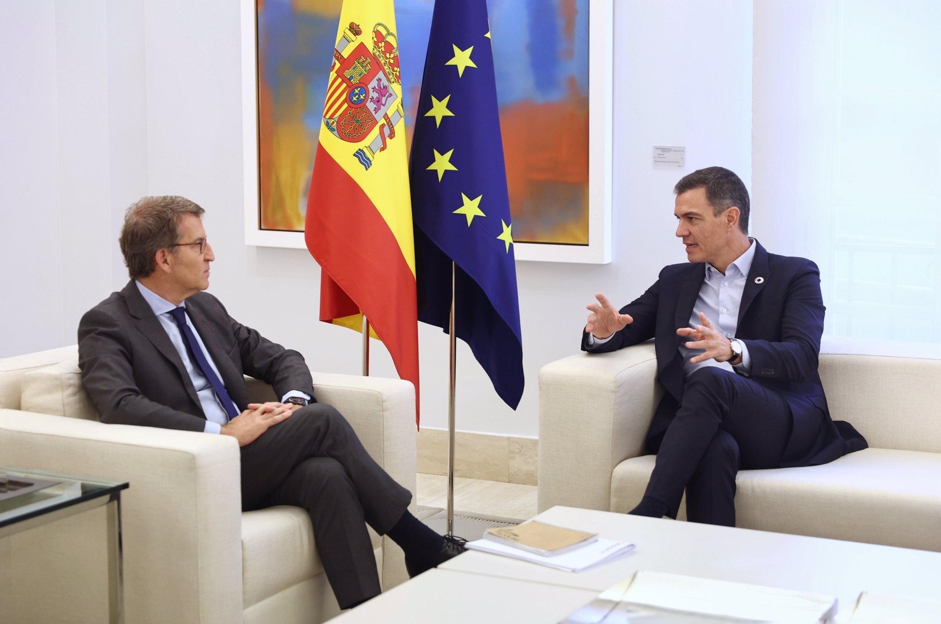 España involuciona políticamente
