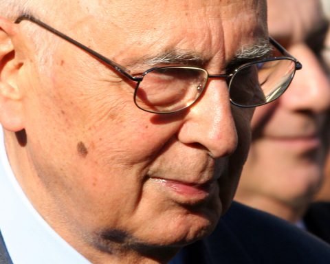 El expresidente de Italia, Giorgio Napolitano, falleció el viernes por la tarde a la edad de 98 años en el hospital Salvator Mundi.