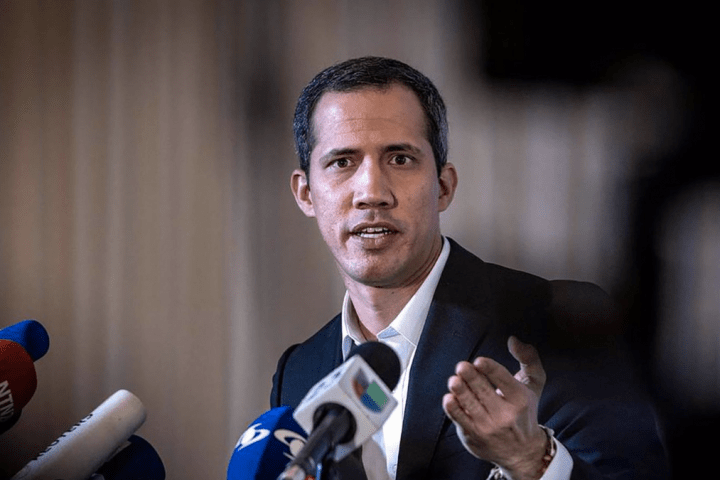 Dirigente de la oposición de Venezuela Juan Guaido