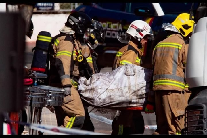 as Dos conocidas discotecas, Teatre, incendiadas este fin de semana en Murcia, y La Fonda Milagros, funcionaban sin autorización.