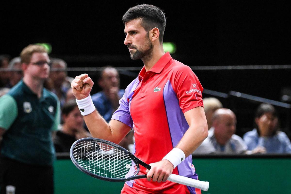 Novak Djokovic venció 6-4, 6-3 a Grigor Dimitrov este domingo 5 de noviembre, y obtuvo su séptimo título en el torneo de París-Bercy.