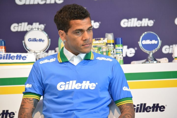 La Fiscalía de Barcelona ha pedido para el futbolista Dani Alves, acusado de agredir sexualmente a una joven, nueve años de prisión.