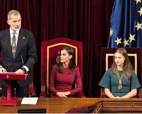 El Rey preside la apertura solemne de la legislatura con ausencia de algunos partidos independentistas