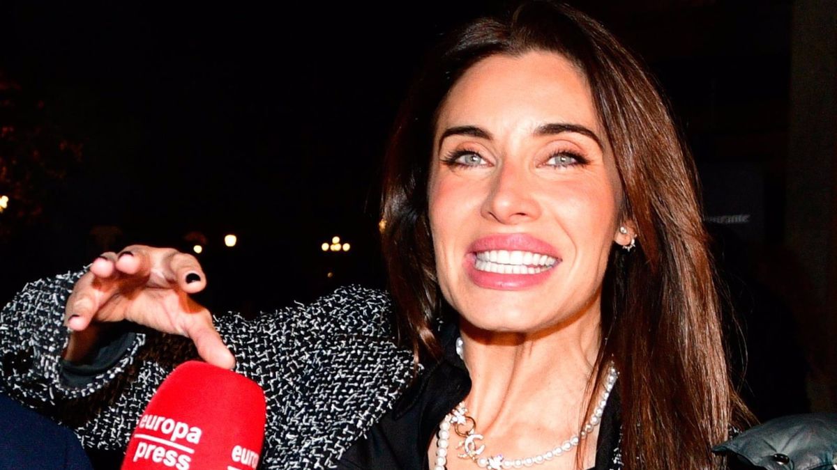 Pilar Rubio sale del Teatro Real donde ha asistido a la fiesta de Navidad de Atresmedia - EUROPA PRESS