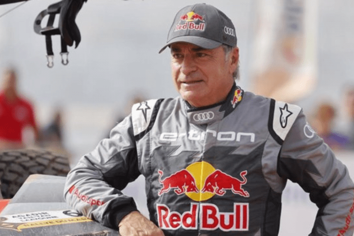 Carlos Sainz anuncia que "es posible" que el Dakar 2024, que arranca el 5 de enero en Arabia Saudí, "pueda ser el último".