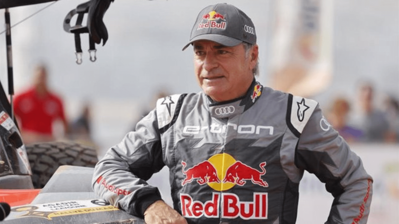 Carlos Sainz anuncia que "es posible" que el Dakar 2024, que arranca el 5 de enero en Arabia Saudí, "pueda ser el último".