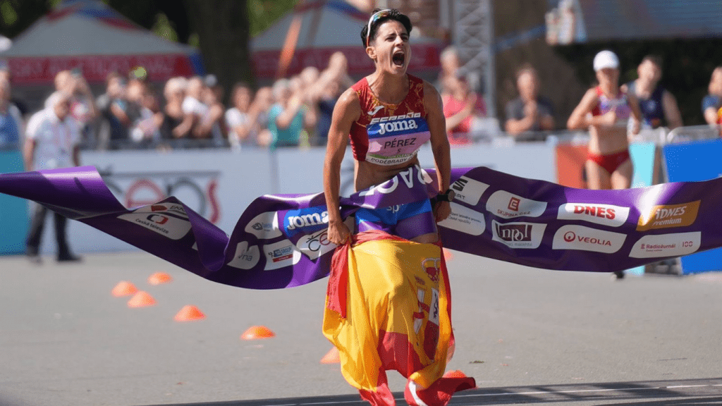 María Pérez, la doble oro mundial en los 20 y los 35 kilómetros marcha, pide "mucho respeto" para para esta disciplina.