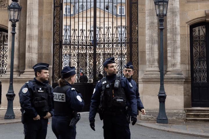 La Policía francesa detiene este martes en París a un hombre de 33 años sospechoso de asesinar a su mujer y sus cuatro hijos.