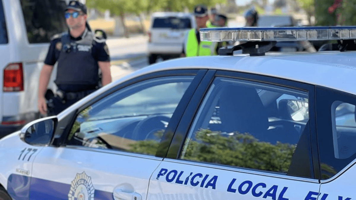 La Policía Local encontró a los niños en la carretera