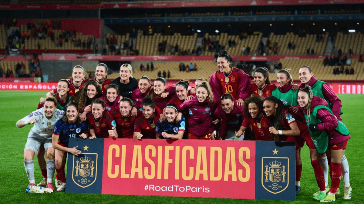 Selección femenina triunfa y se clasifica para París