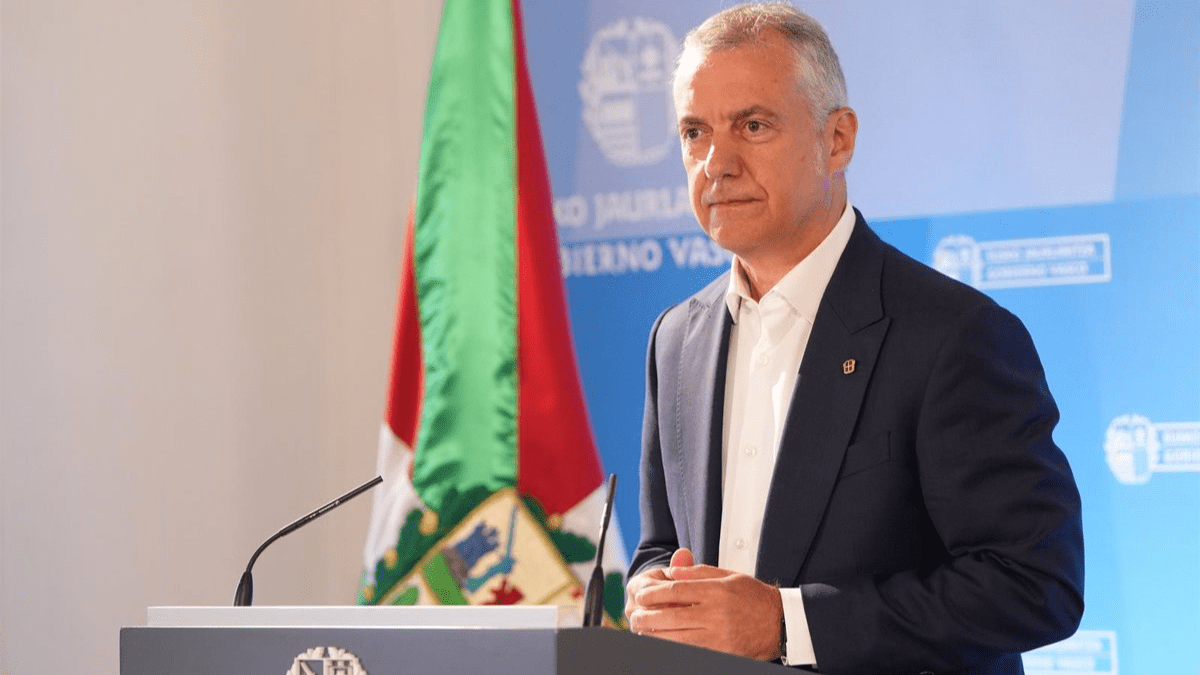 Elecciones vascas - país vasco - Archivo - El Lehendakari, Iñigo Urkullu, en una comparecencia en el Palacio Miramar de Donostia/San Sebastián, tras la celebración del primer Consejo de Corbierno