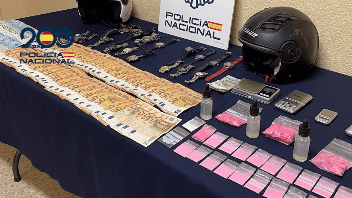 robo, motos, Dinero, relojes y droga intervenidos por la Policía Nacional