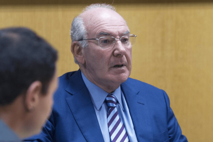 El exlehndakari Jose Antonio Ardanza, en una comparecencia en el Parlamento vasco