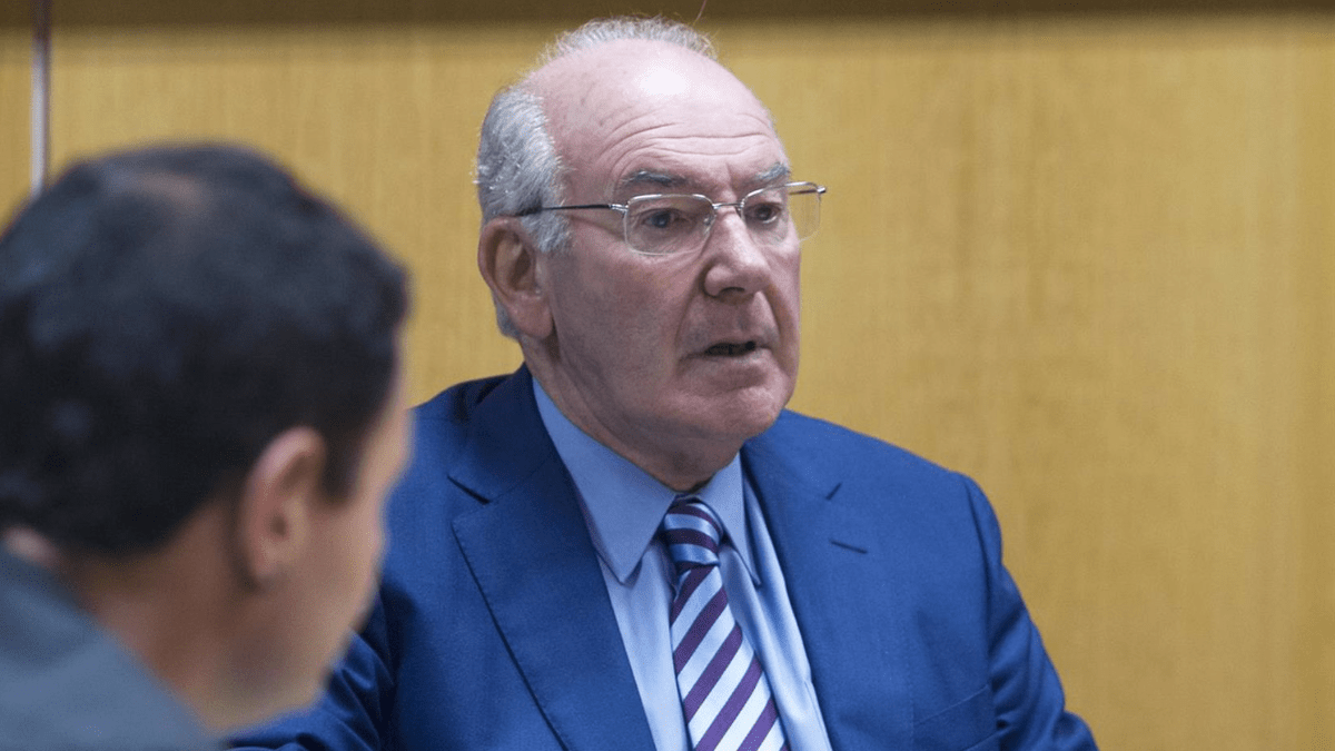 El exlehndakari Jose Antonio Ardanza, en una comparecencia en el Parlamento vasco