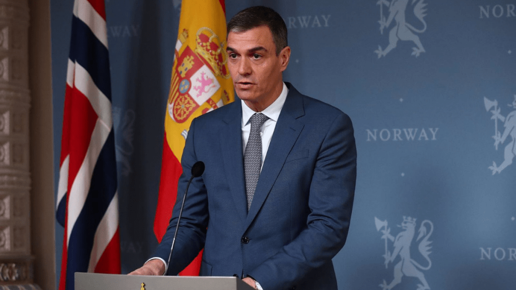 l presidente del Gobierno, Pedro Sánchez, durante su rueda de prensa tras su reunión con el primer ministro del Reino de Noruega, Jonas Gahr Stre, en Oslo, a 12 de abril de 2024 irán eta terrorismo dolor begoño bilduetarras eta catalanes venezuela israel es de la eta