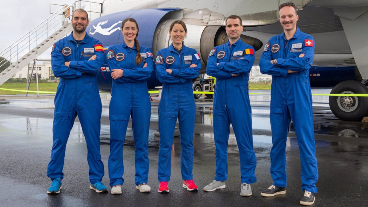Pablo Álvarez Fernández se ha graduado como astronauta este lunes 22 de abril junto a sus compañeros Sophie Adenot, Rosemary Coogan, Raphaël Liégeois y Marco Sieber