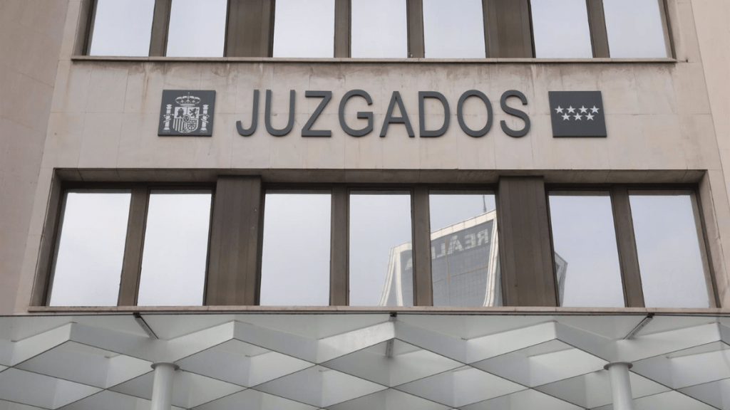 Entrada de los Juzgados de Plaza de Castilla. - Marta Fernández - Europa Press