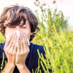 El calor complica la vida de la gente por las alergias