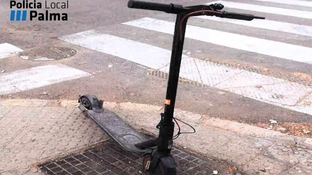 Denuncian al conductor de un patinete por circular indebidamente