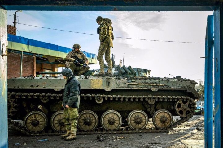 Suecia aprueba ayuda militar para Ucrania