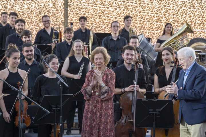 Doña Sofía preside un magno concierto en los Yacimientos de Atapuerca | EP