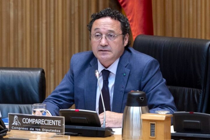 El fiscal general seguirá aunque el Supremo lo investigue