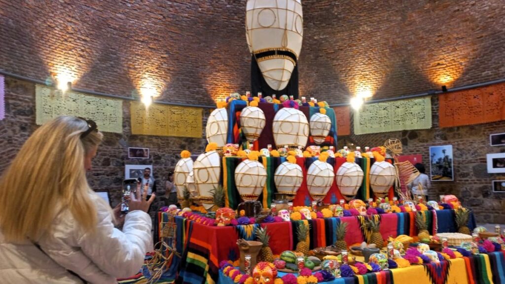 El Altar de los Muertos, en el Retiro madrileño