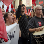 Diversos jóvenes joven en una protesta convocada pel Sindicat d'Estudiants / Europa Press