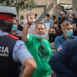 Miembros de Stop Desahucios, en Badalona.EUROPA PRESS