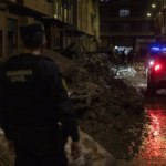 Un control nocturno de la Guardia Civil, a 6 de noviembre de 2024, en Paiporta, Valencia