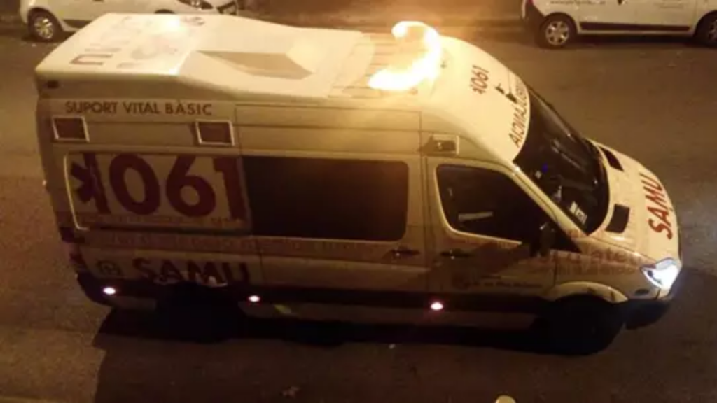 Ambulancia del SAMU 061 de Baleares menorca accidente