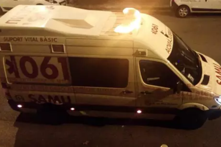 Ambulancia del SAMU 061 de Baleares menorca accidente