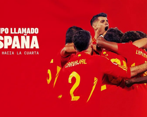 El cartel del documental 'Un equipo llamado España'. - RFEF