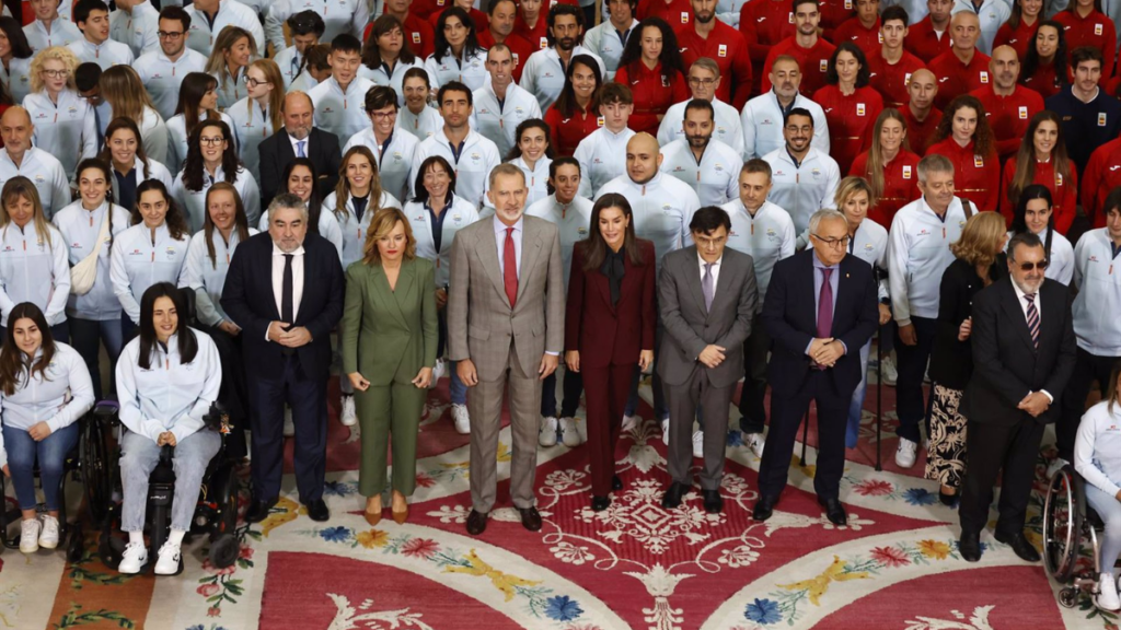 Los Reyes reciben a los deportistas olímpicos y paralímpicos participantes en los Juegos Olímpicos de París 2024 en Madrid