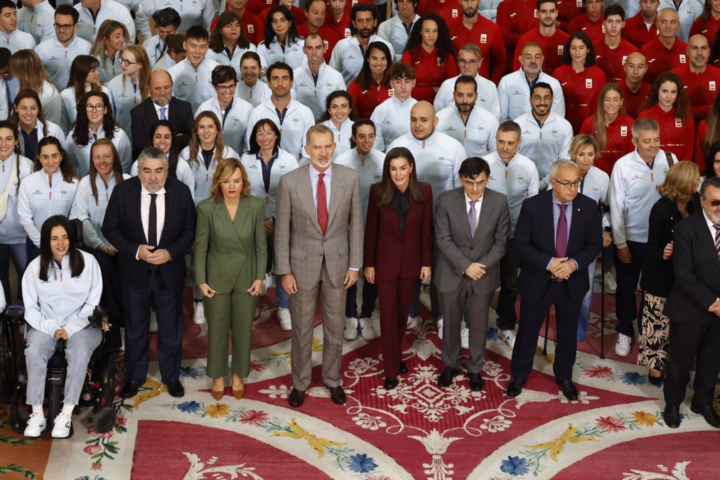 Los Reyes reciben a los deportistas olímpicos y paralímpicos participantes en los Juegos Olímpicos de París 2024 en Madrid