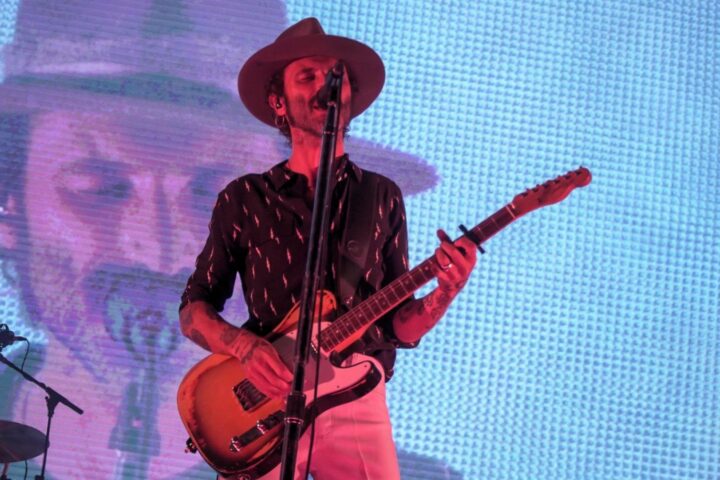 Leiva cierra 30 conciertos para su gira de 2025