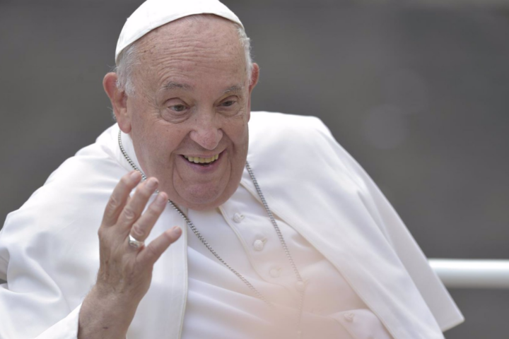 El Papa Francisco durante la proclamación de nuevos santos de la Iglesia Católica en la Jornada Mundial de las Misiones 2024