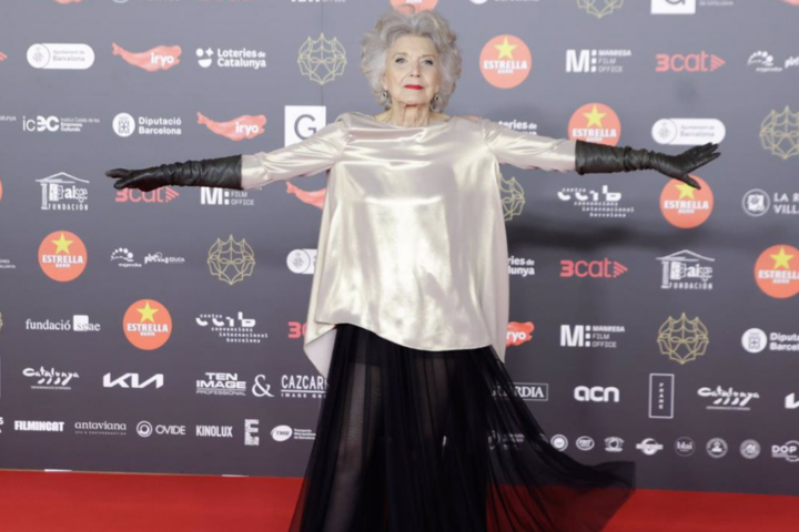 Marisa Paredes posa durante el photocall de los XVI Premis Gaudí de cine pérdidas cultura