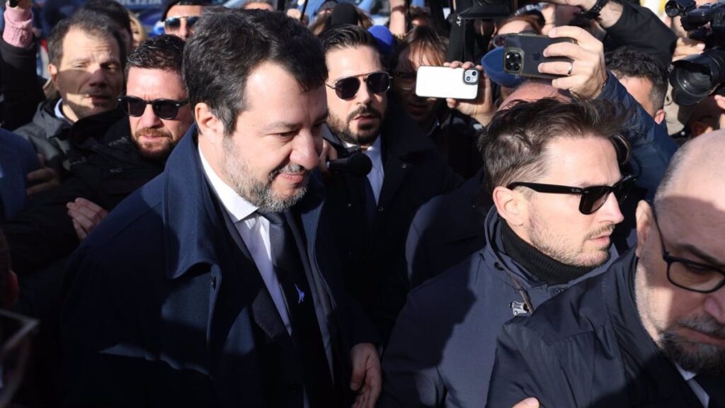 Salvini: la justicia te absuelve pero yo no